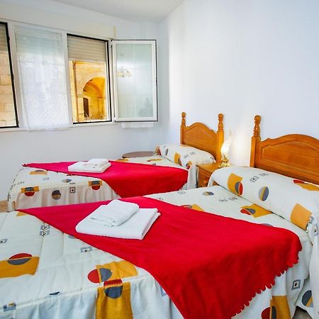 El Hogar Del Herrero Ahigal de los Aceiteros Luaran gambar