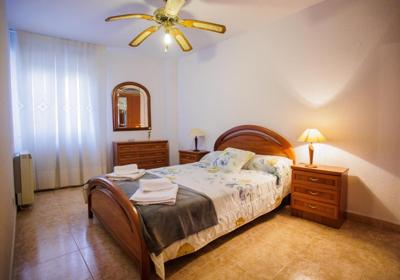 El Hogar Del Herrero Ahigal de los Aceiteros Luaran gambar